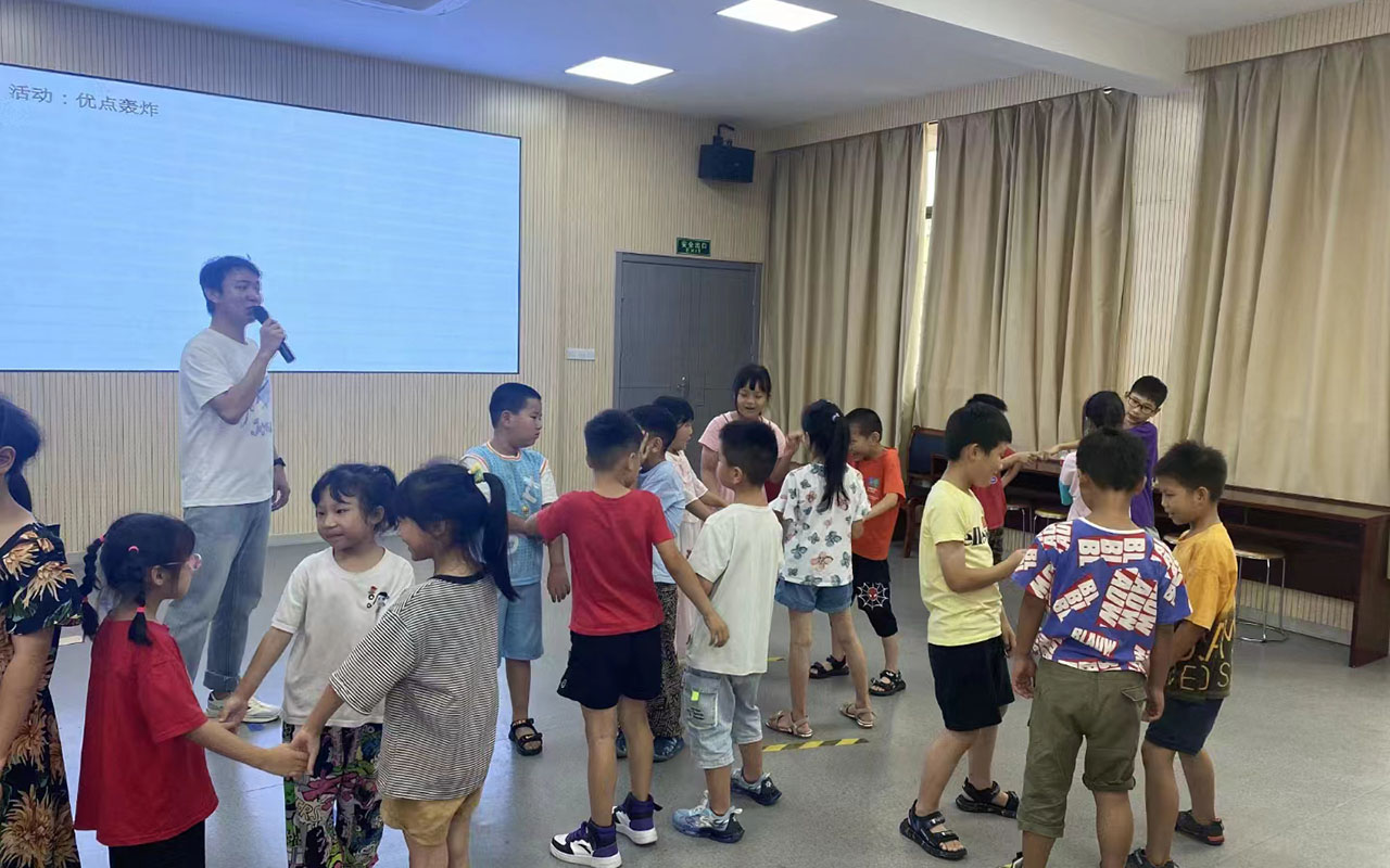 鲅鱼圈龙观乡中心学校